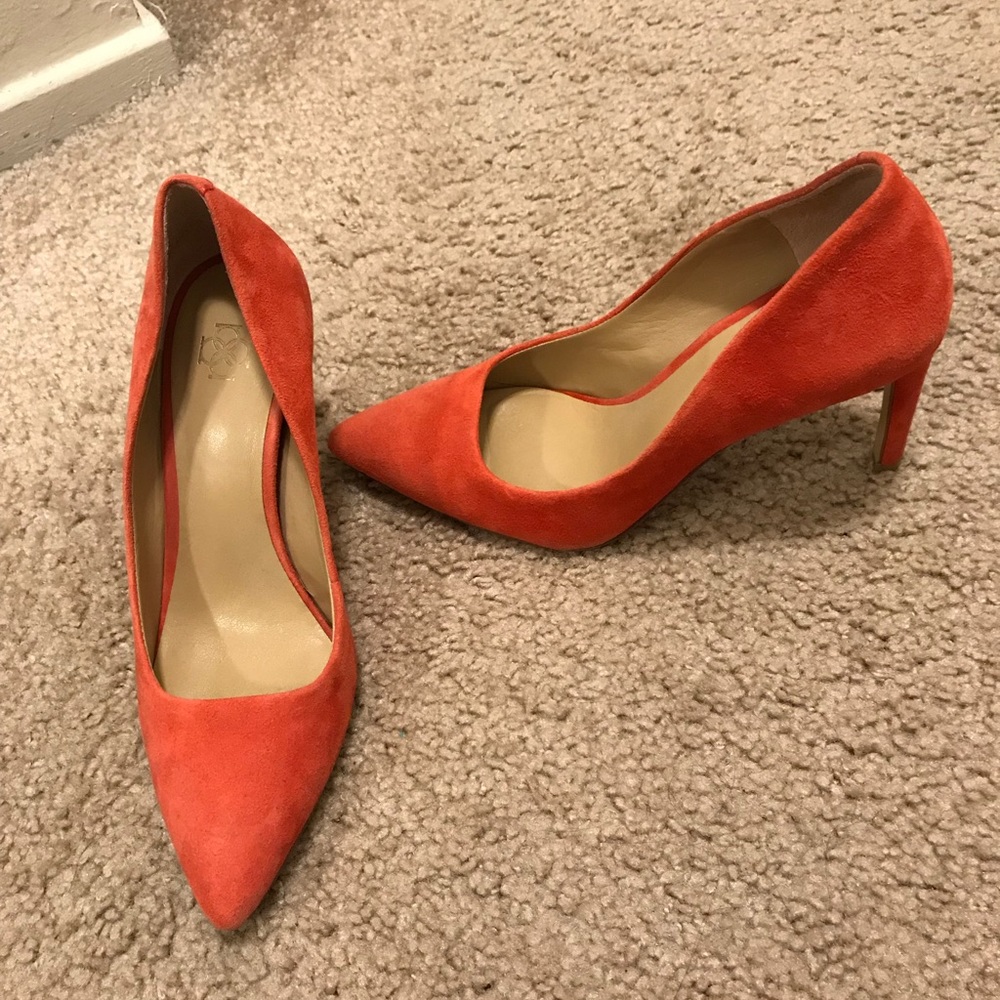 Ann Taylor Coral Suede Pumps